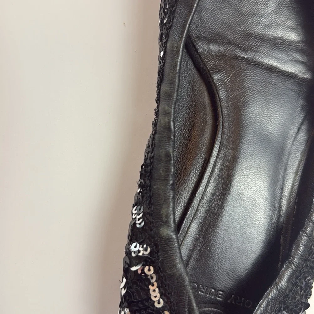 Tory Burch Black Leather Sequin Loafers with Classic Slip-On Design Size 8.5